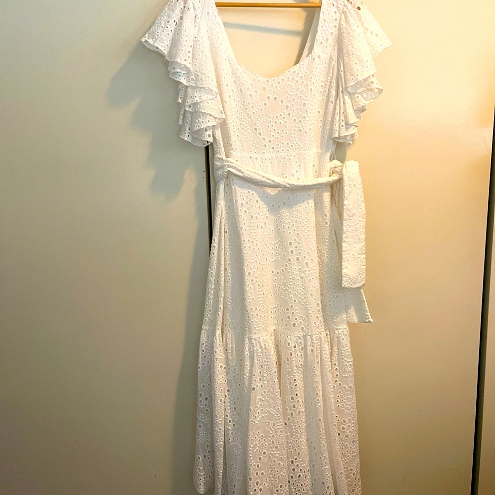 ZARA  MAXI flowing dress; V neck semi backless back  P2P  18 “ Out of stock 🔥